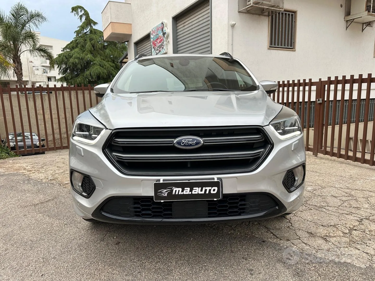 Ford Kuga 2019 photo 2