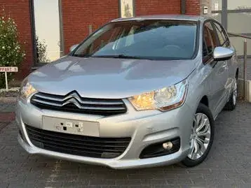 Citroen C4 2015 photo 2