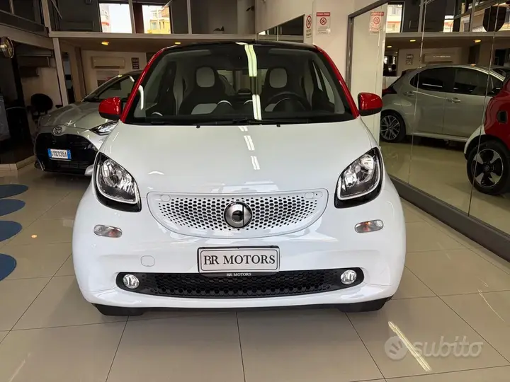 Smart Fortwo 2019 photo 4