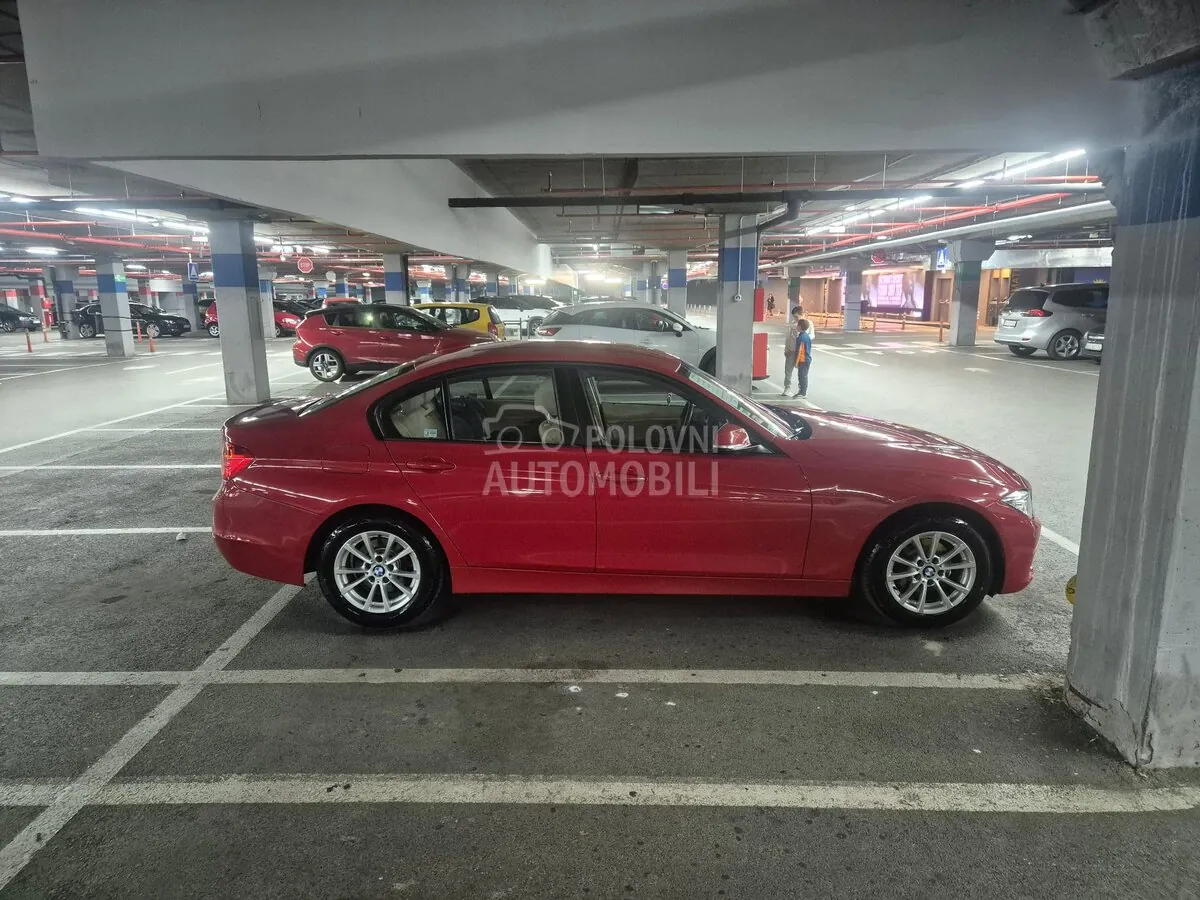 BMW 318 2014 photo 5