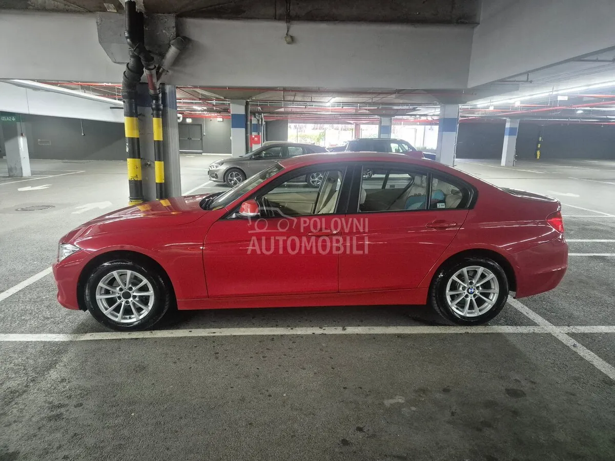 BMW 318 2014 photo 3