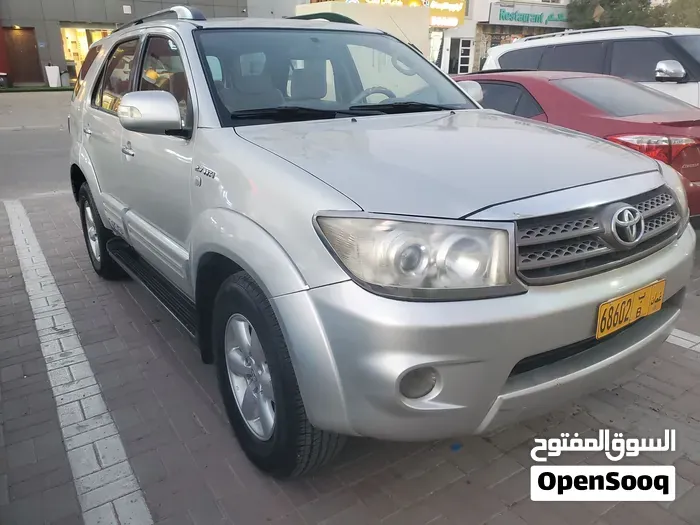 Toyota Fortuner 2011 photo 5
