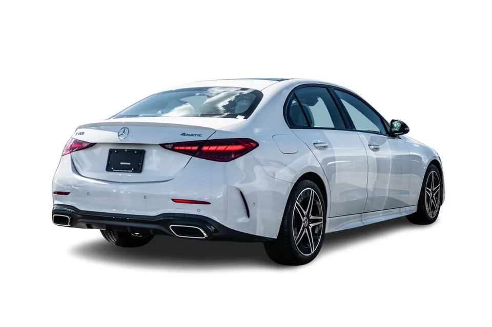 Mercedes-Benz C-Class 2026 photo 5