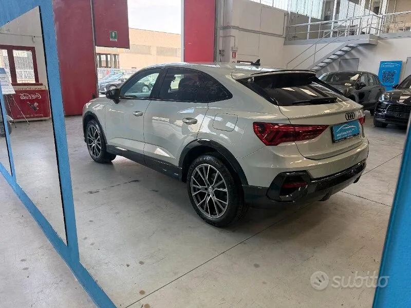 Audi Q3 2019 photo 4