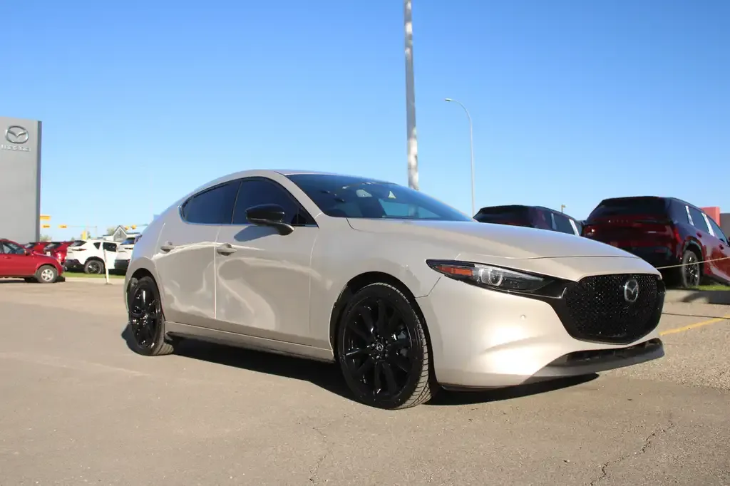 Mazda 3 2025 photo 3