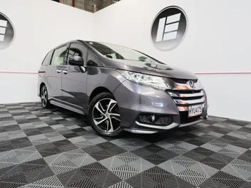 Honda Odyssey 2015 photo 2