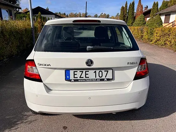 Skoda Fabia 2015 photo 4