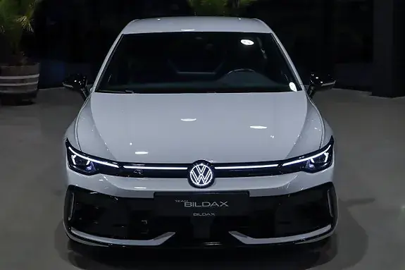 Volkswagen Golf I 2025 photo 3
