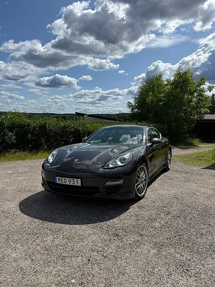 Porsche Panamera S