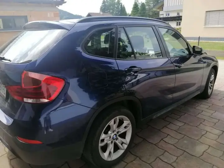 BMW X1 2013 photo 2