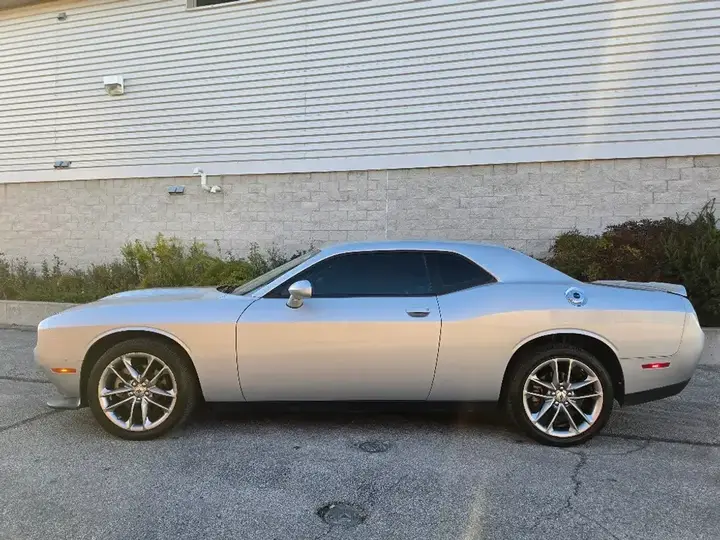 Dodge Challenger 2021 photo 4