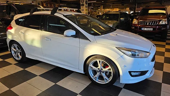Ford Focus 2015 photo 5