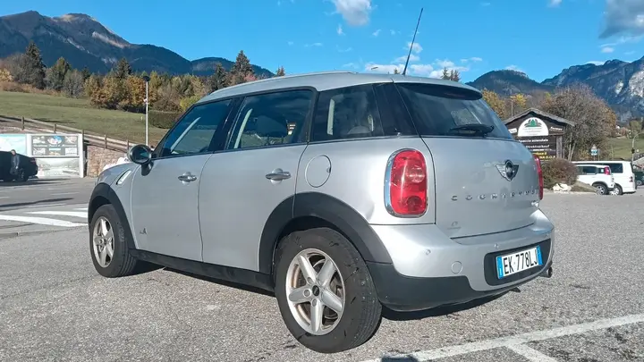 Mini Countryman 2011 photo 3