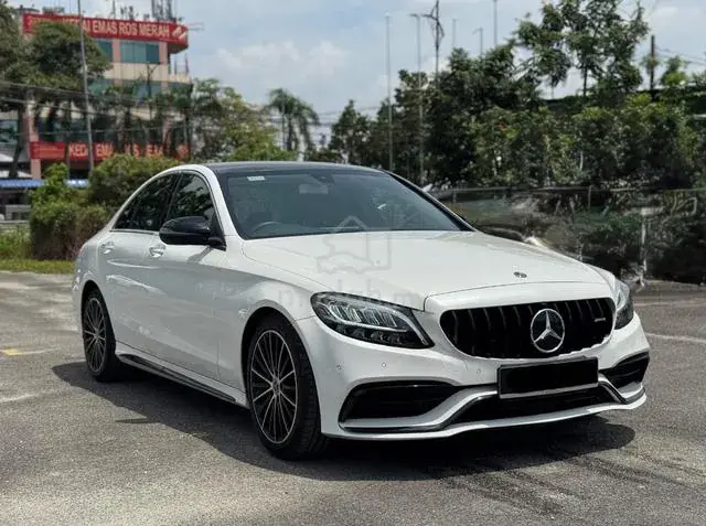 Mercedes-Benz C200