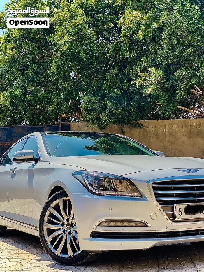 Genesis Sonata 2016 photo 2