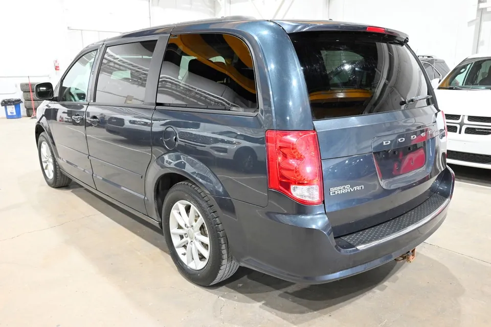 Dodge Grand Caravan 2013 photo 3