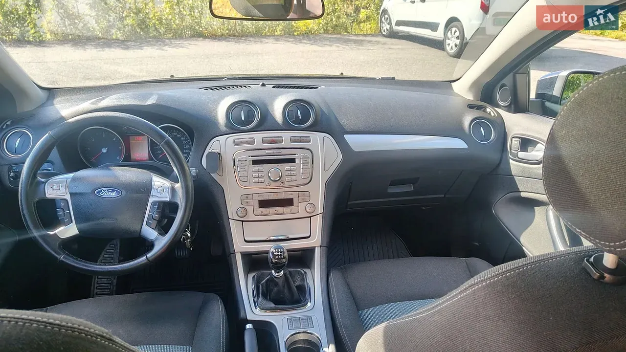 Ford Mondeo 2010 photo 3