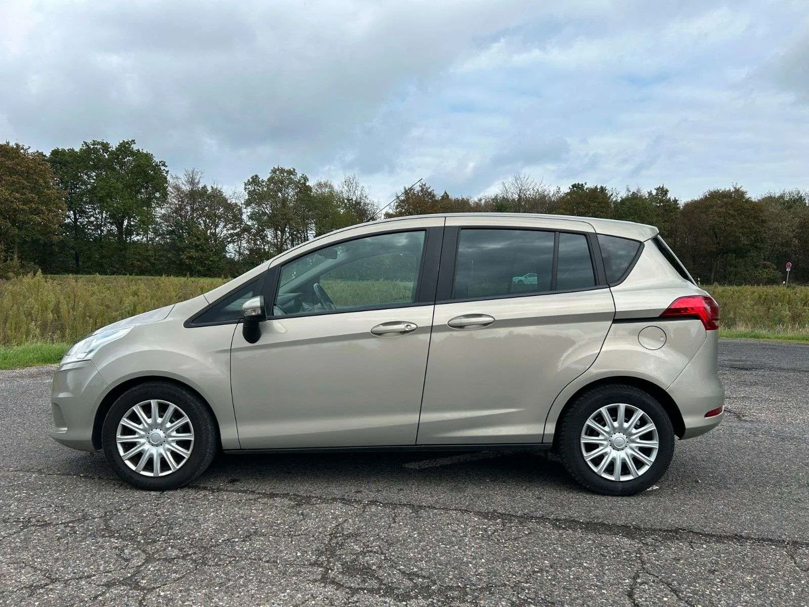 Ford B-Max 2013 photo 2