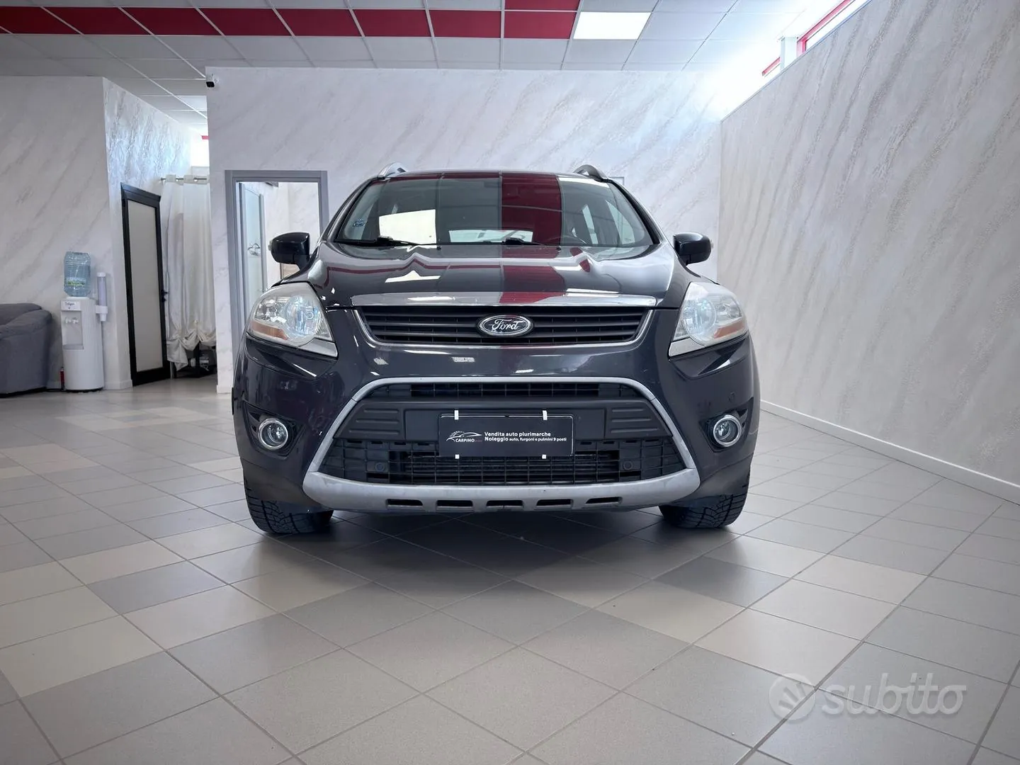 Ford Kuga 2012 photo 2