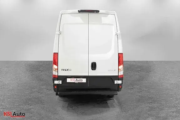 Iveco Daily 2021 photo 4