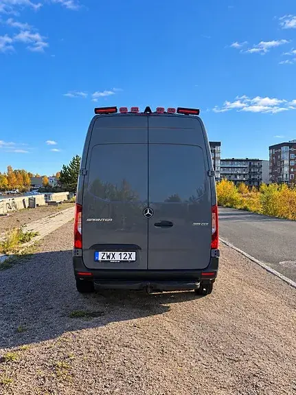 Mercedes-Benz Sprinter 319 2021 photo 2