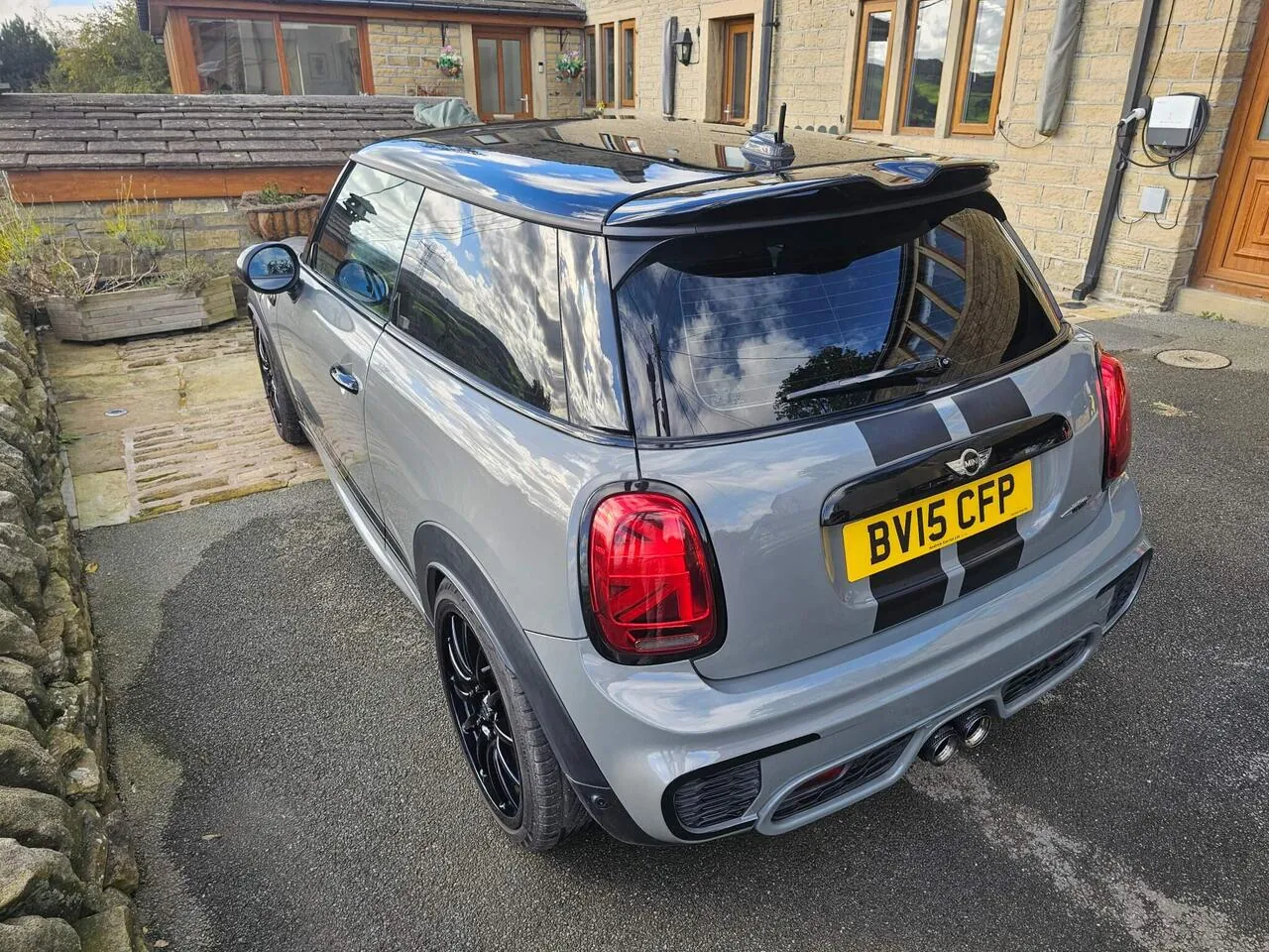 Mini Hatch 2015 photo 3