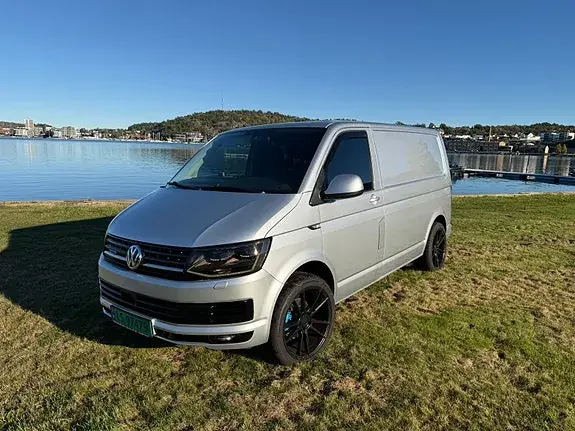Volkswagen Transporter 2017 photo 2
