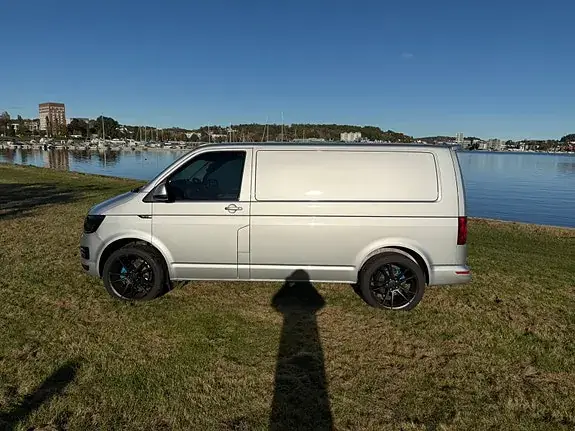 Volkswagen Transporter 2017 photo 5