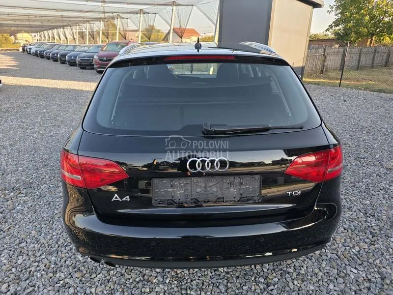 Audi A4 2012 photo 4
