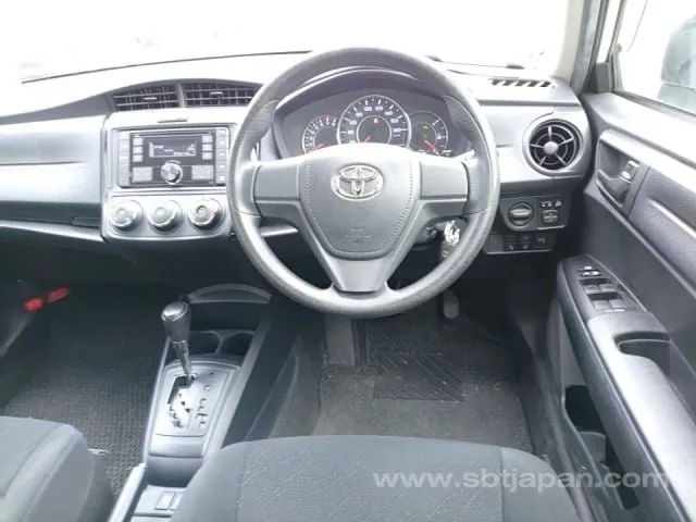 Toyota Corolla Axio X 2018 photo 4