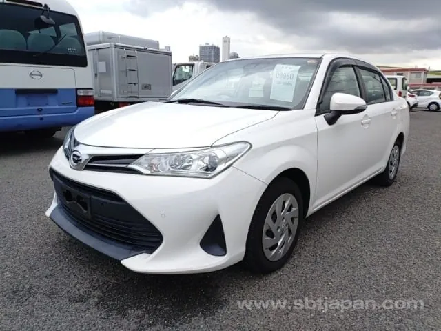 Toyota Corolla Axio X 2018 photo 2