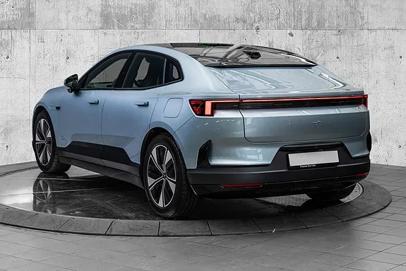 Polestar 4 2025 photo 5