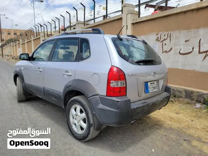 Hyundai Tucson 2005 photo 4