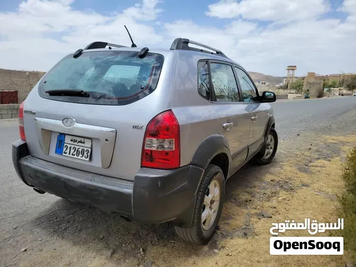 Hyundai Tucson 2005 photo 3