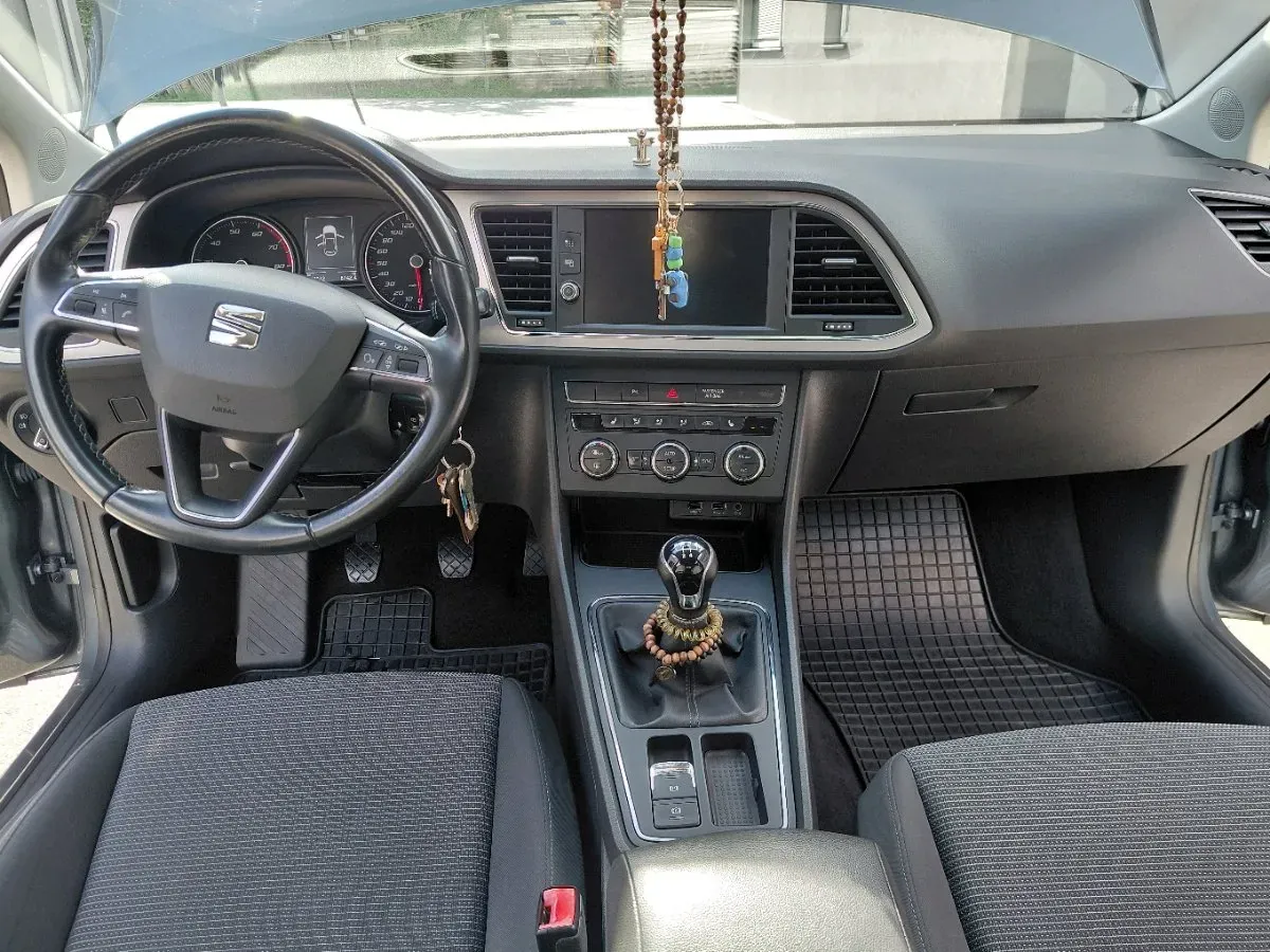 Seat Leon 2017 photo 2