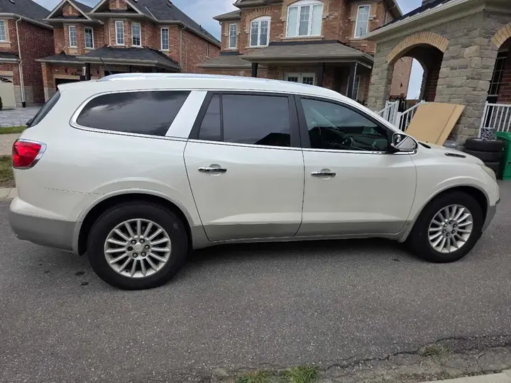 Buick Enclave 2008 photo 5