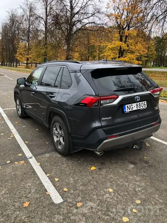 Toyota Rav4 2022 photo 3