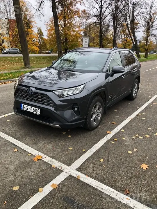 Toyota Rav4 2022 photo 4