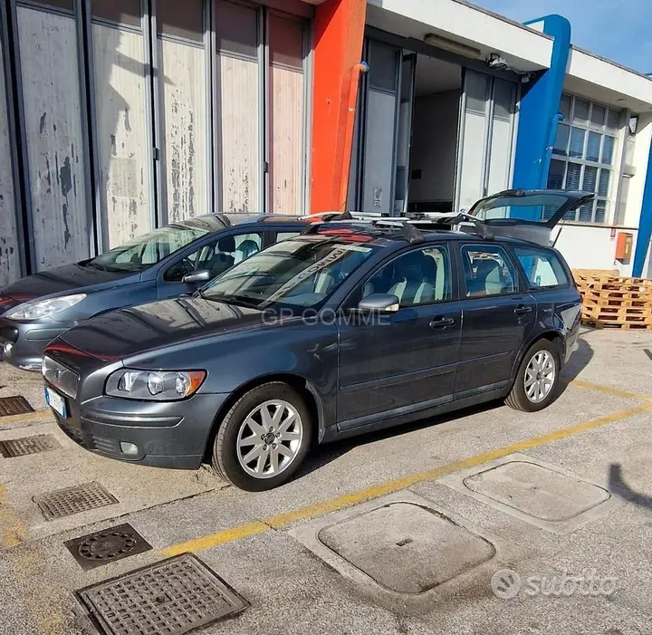 Volvo V50
