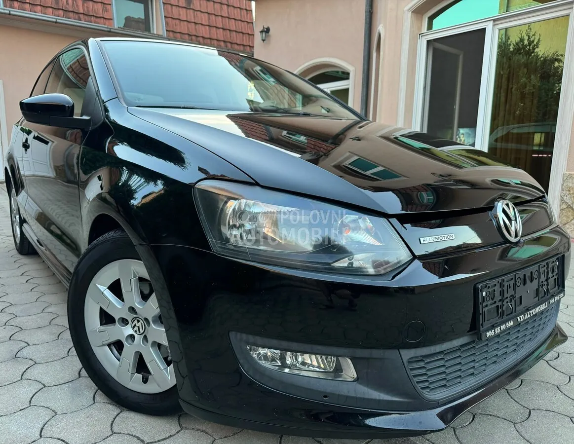 Volkswagen Polo 2012 photo 3