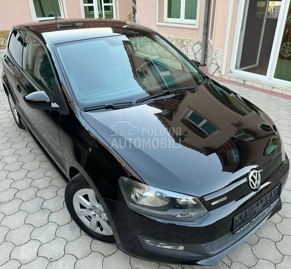 Volkswagen Polo 2012 photo 4