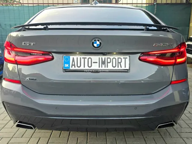 BMW 6 Series Gran Turismo 2020 photo 2