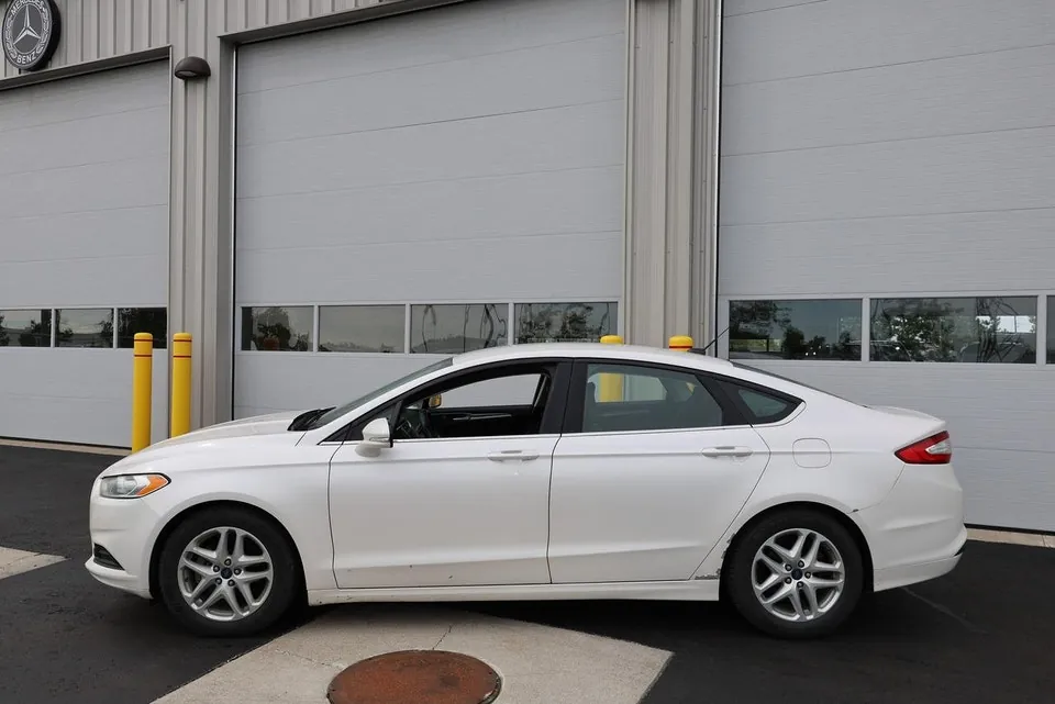 Ford Fusion 2016 photo 3