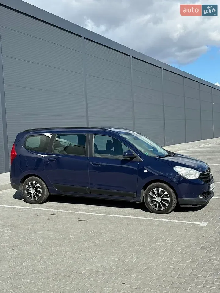Dacia Lodgy 2012 photo 4