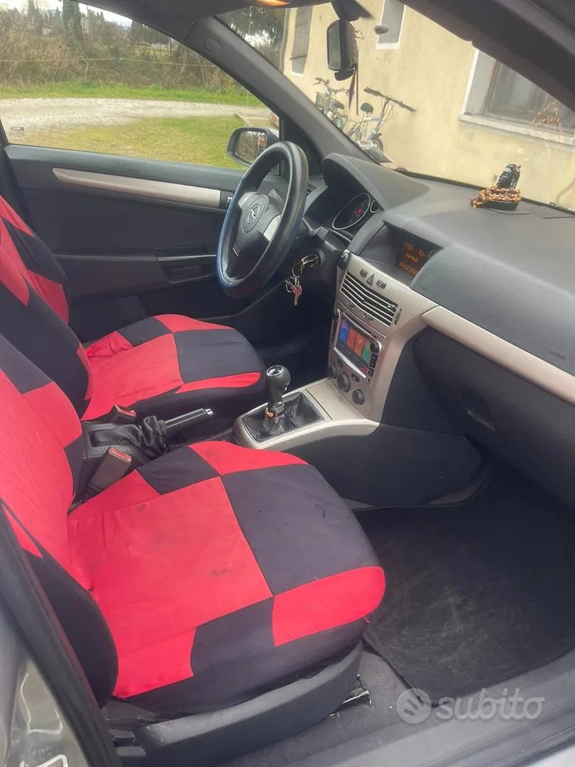 Opel Astra 2008 photo 5