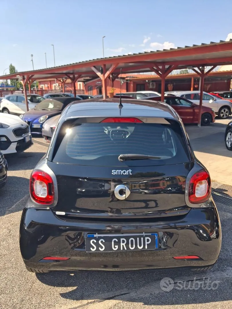 Smart Forfour 2019 photo 3