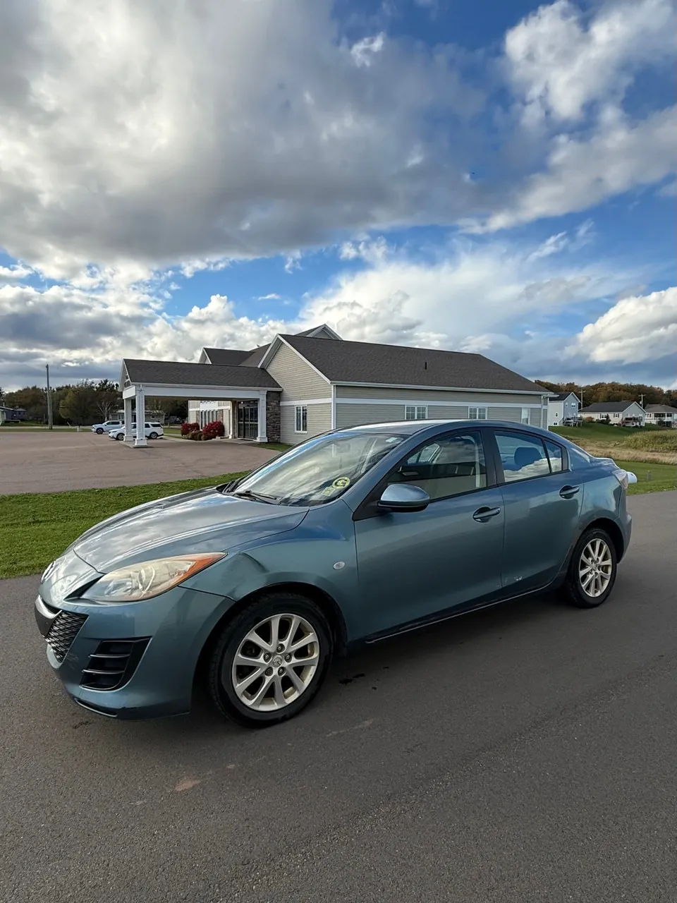Mazda 3 2010 photo 3