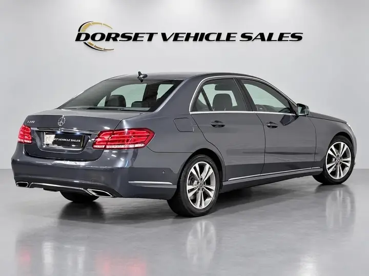 Mercedes-Benz E-Class 2015 photo 4