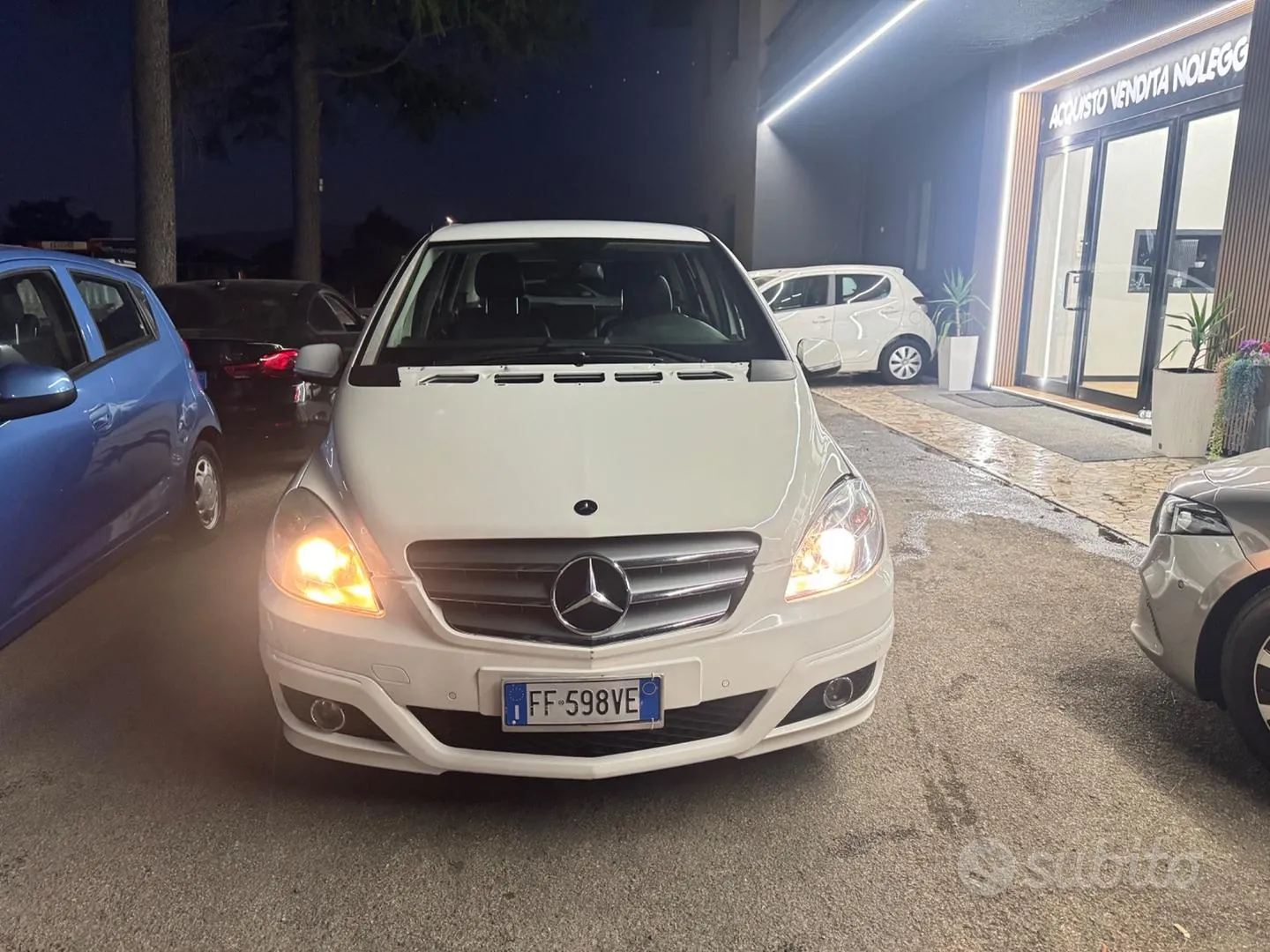 Mercedes-Benz B 180 Ngt 2009 photo 2