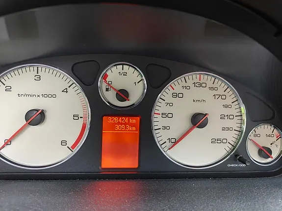 Peugeot 407 2011 photo 5